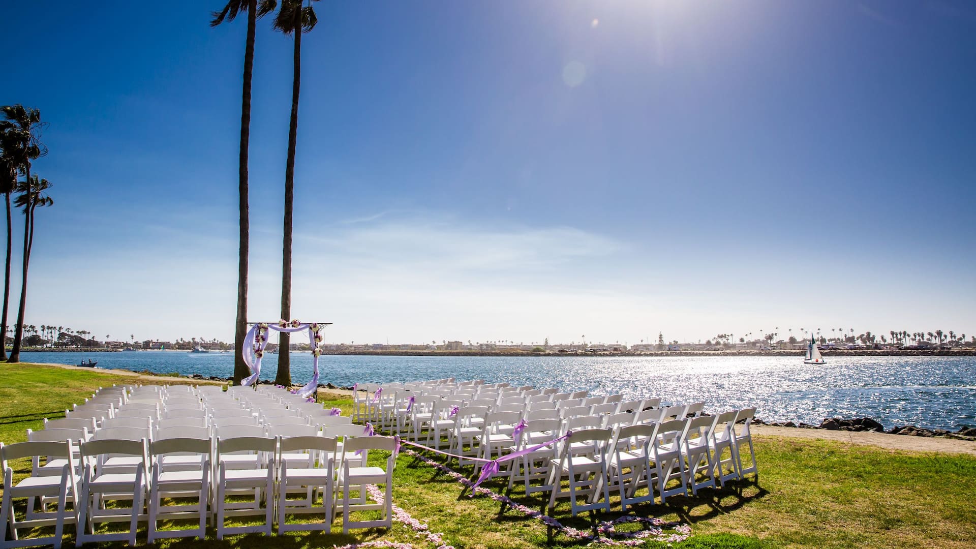 Hyatt Regency Mission Bay Spa and Marina BaysideLawn Ceremony