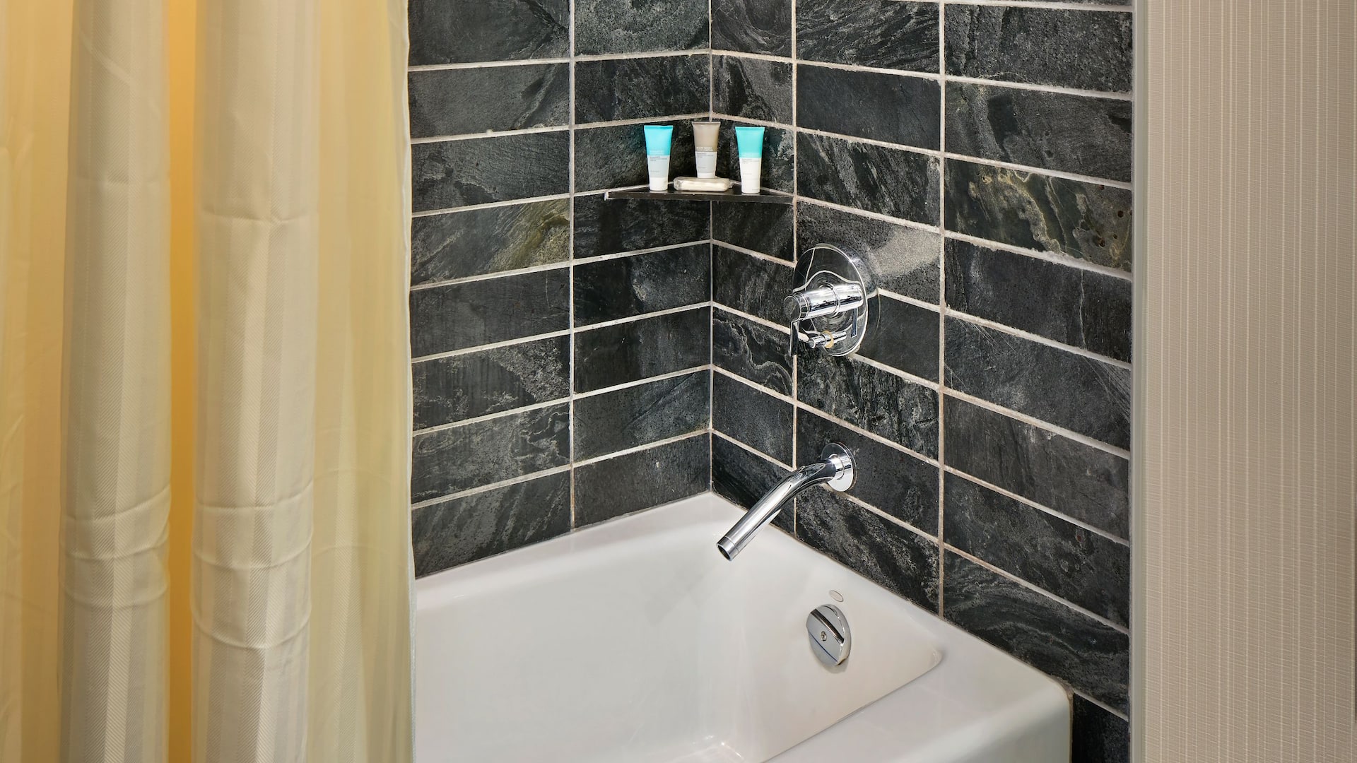 3 of 4 Hyatt Regency Vancouver Guest Room Shower