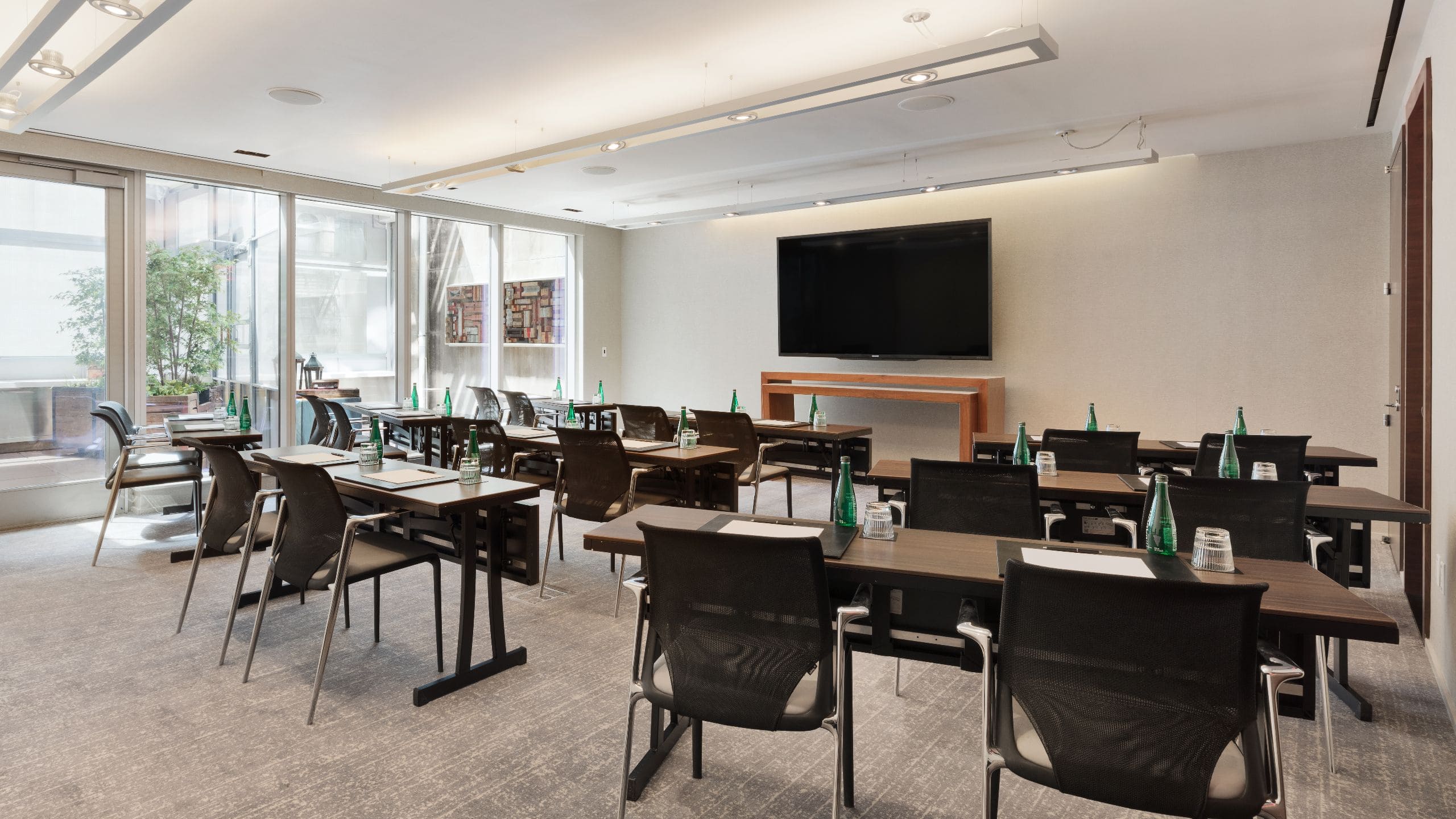 Hyatt Centric Times Square New York Salon