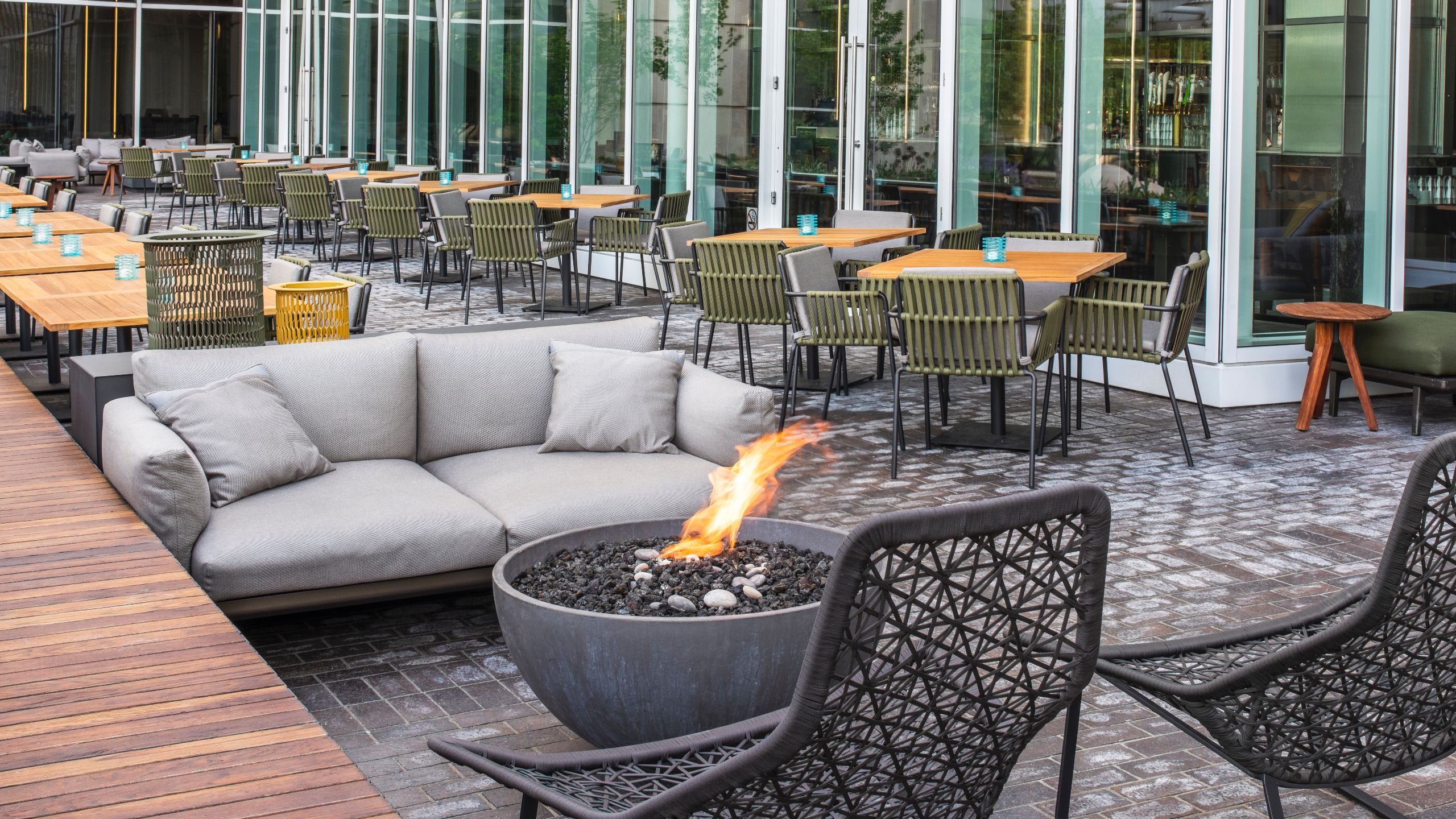 Hyatt Regency McCormick Place Arc Bar Firepit Seating