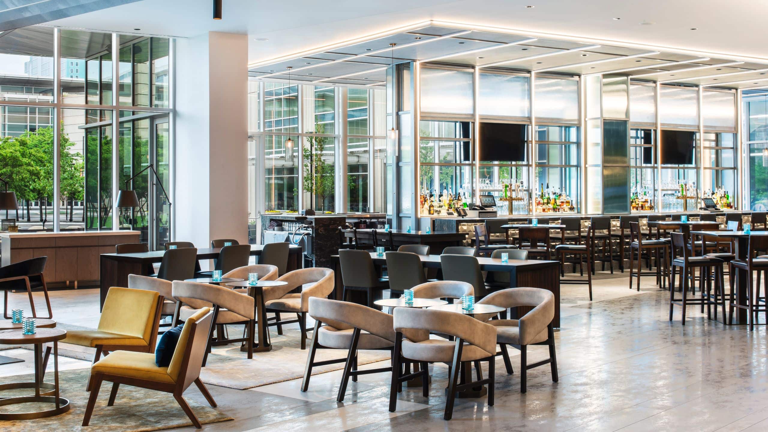 Hyatt Regency McCormick Place Arc Bar Seating