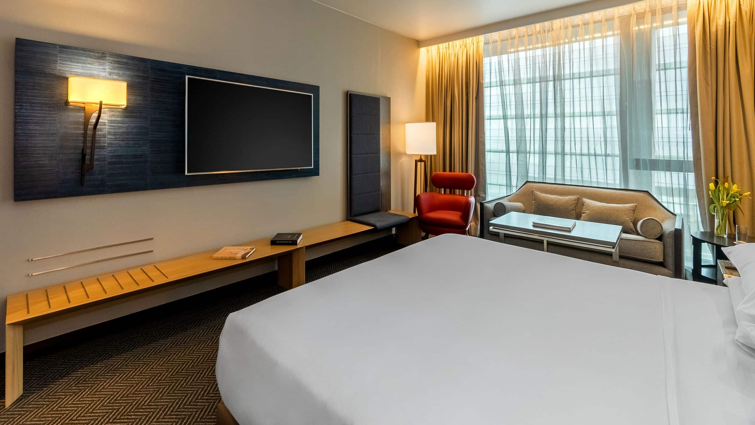 Hyatt Centric Las Condes Santiago King Bed