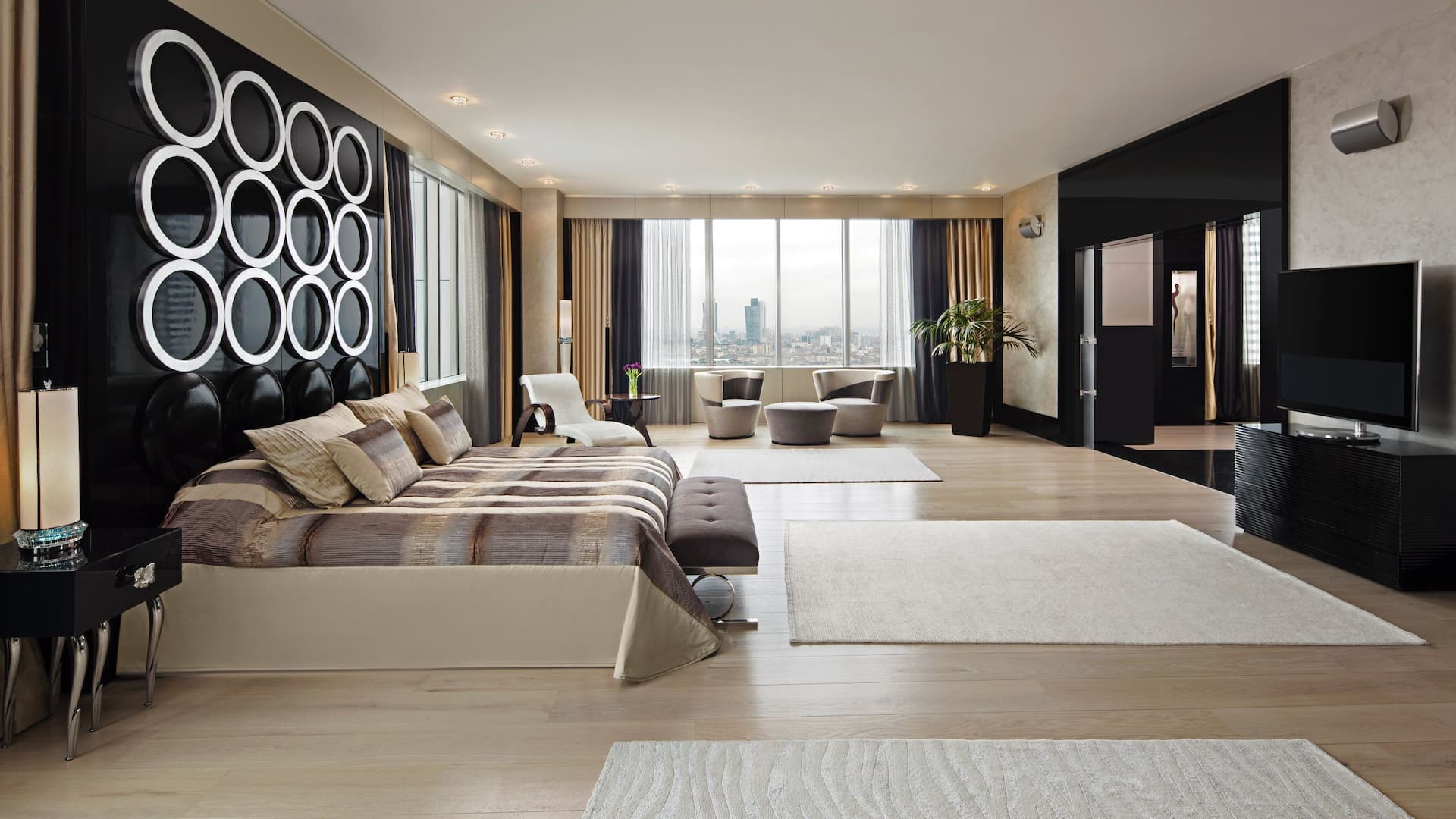 1 / 9 Hyatt Centric Levent Istanbul Penthouse Suite