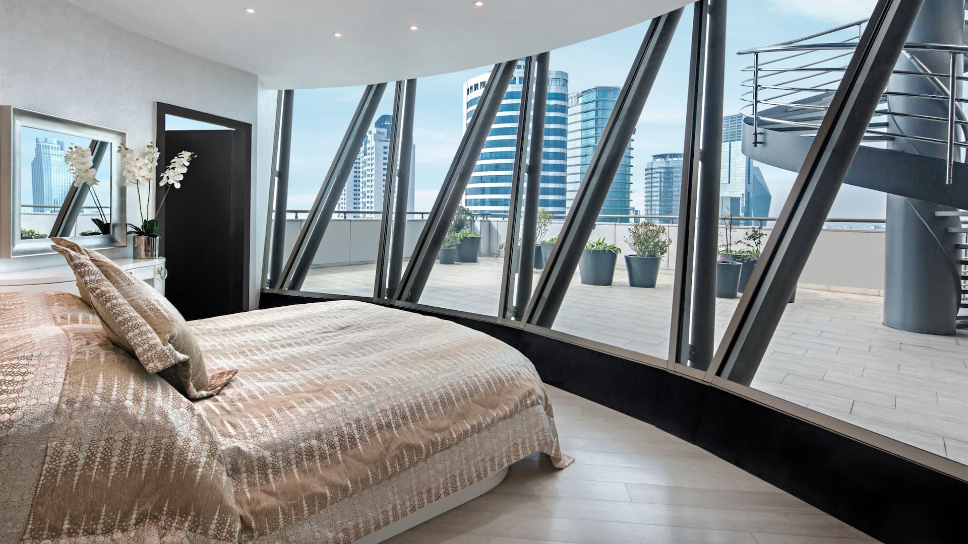 1 / 5 Hyatt Centric Levent Istanbul Crown Suite