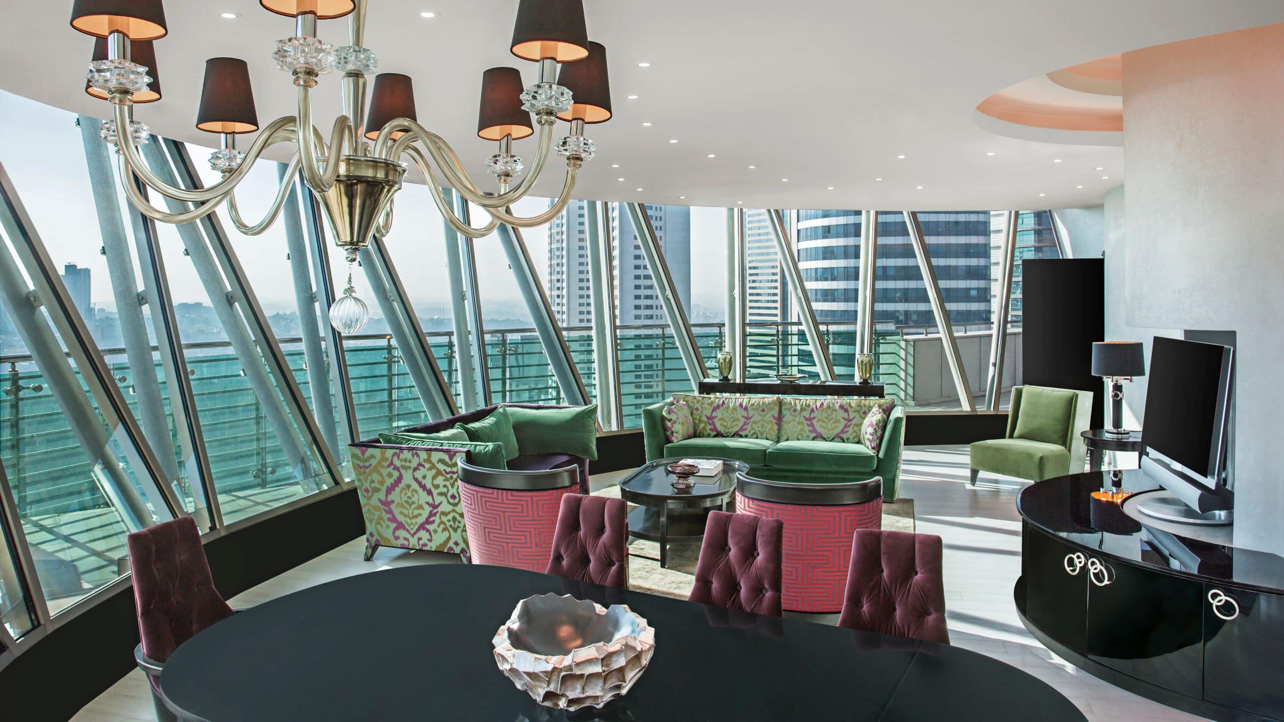 Hyatt Centric Levent Istanbul Crown Suite