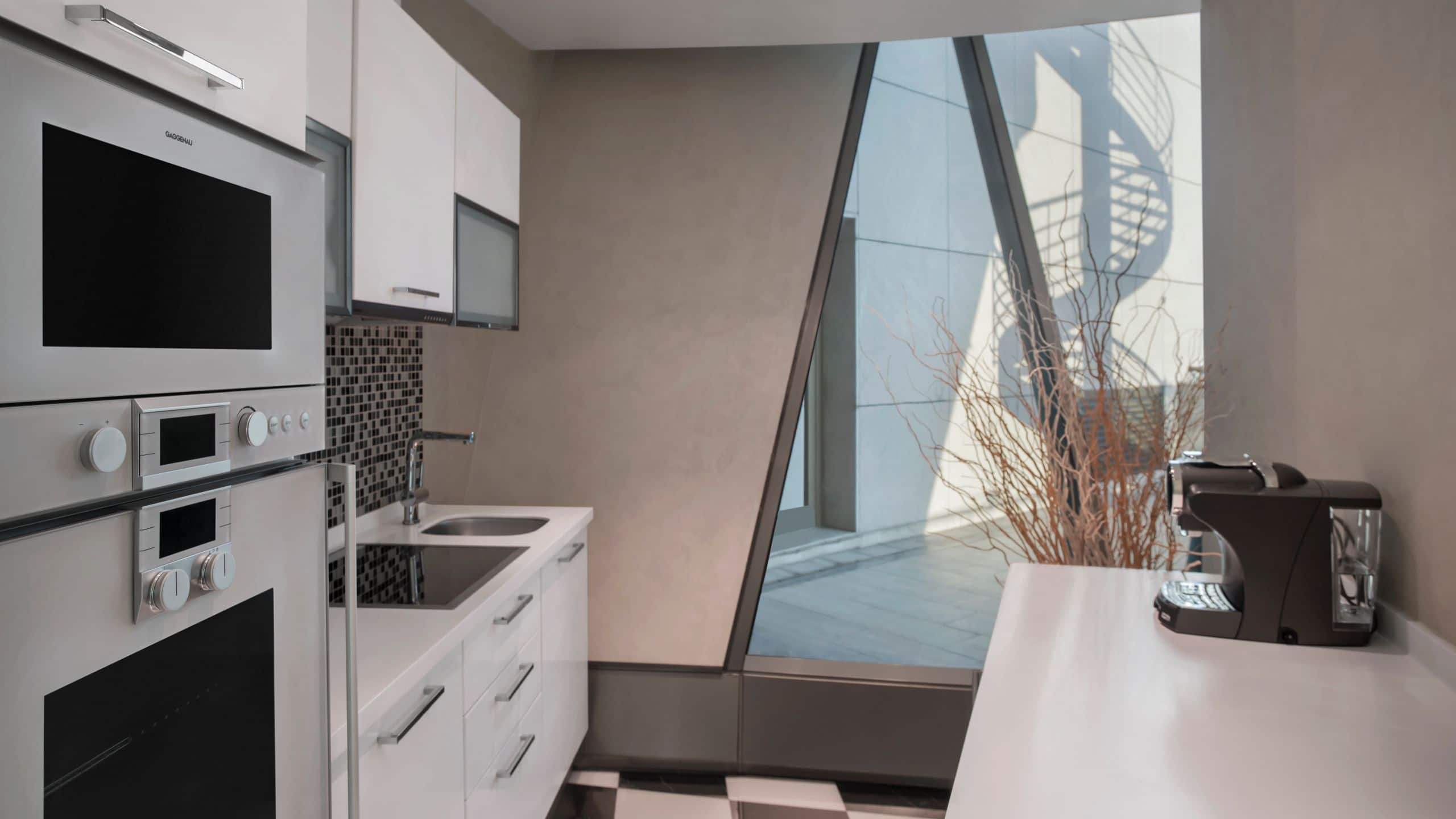 Hyatt Centric Levent Istanbul Crown Suite Kitchen