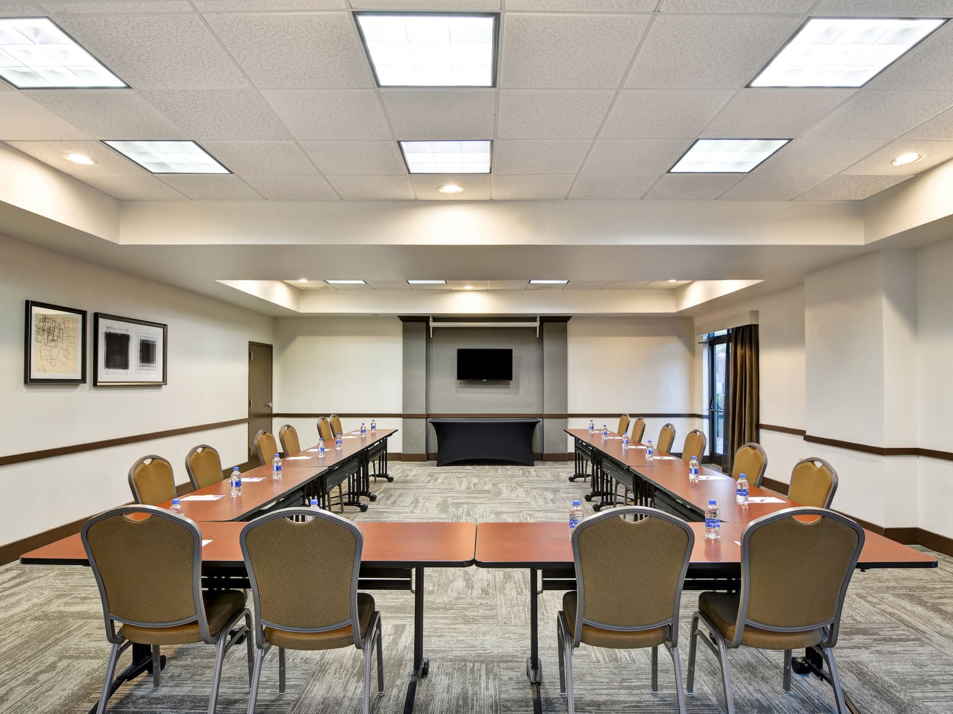Hyatt Place Memphis/Wolfchase Galleria U Shape