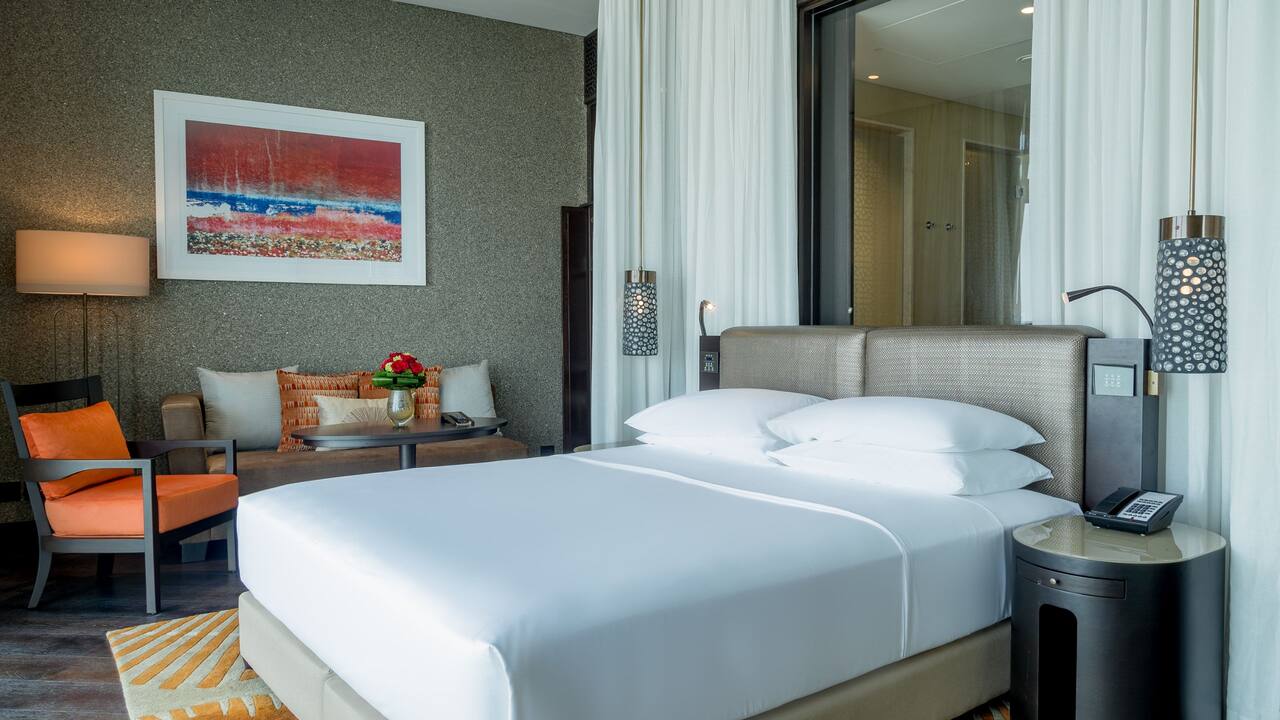 King bed room