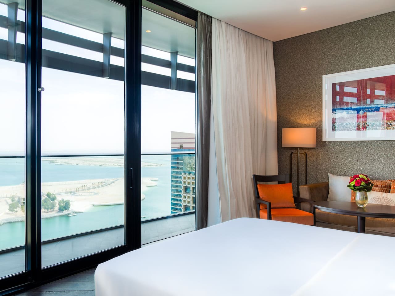 King bed with view