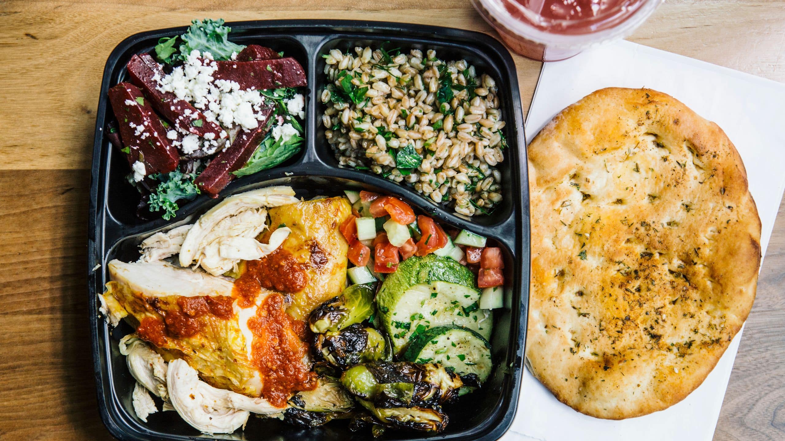 Hyatt Place Chicago/River North Ema Rotisserie