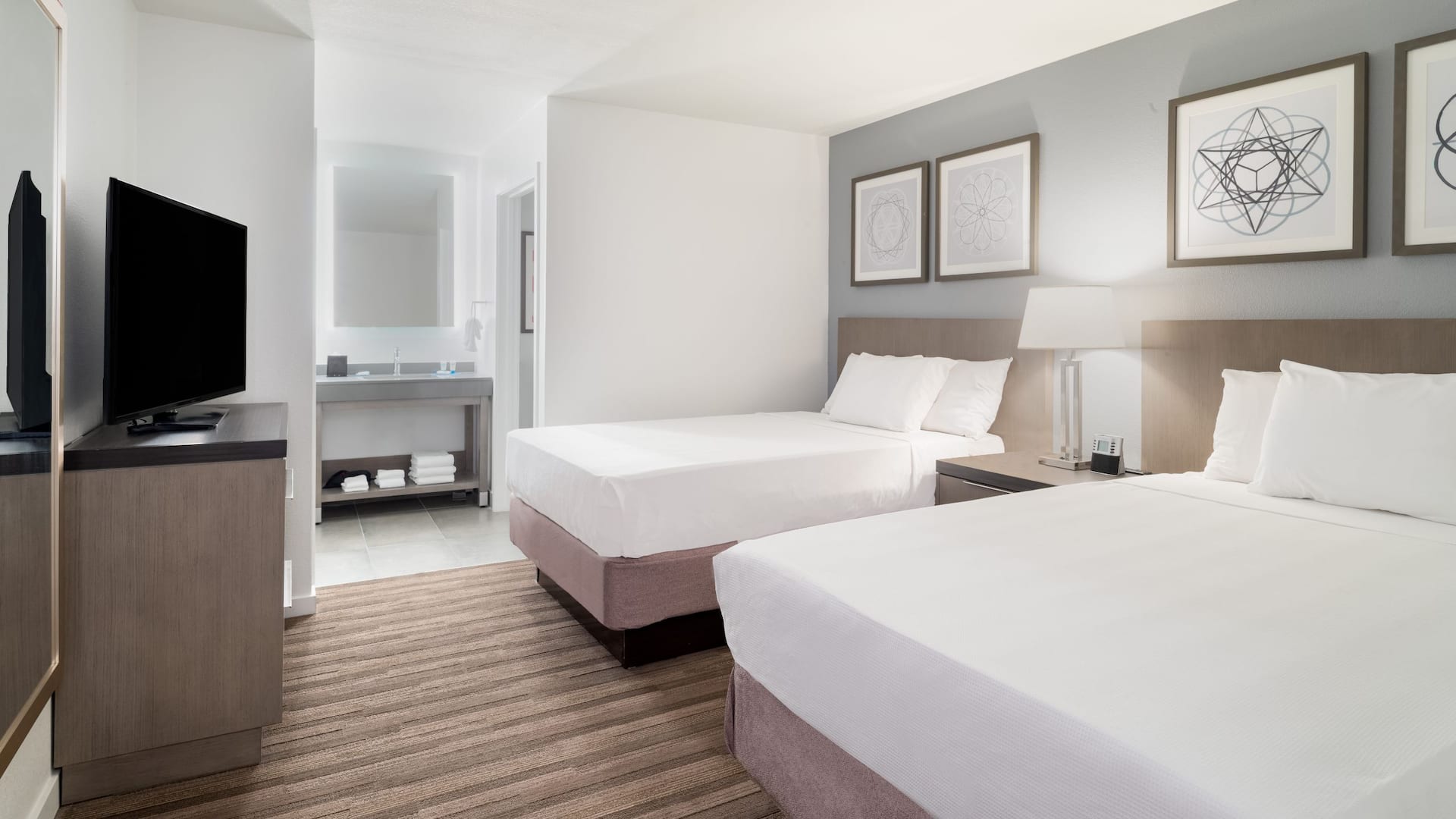 2/5 Hyatt House White Plains Two Bedroom Trio Doubles