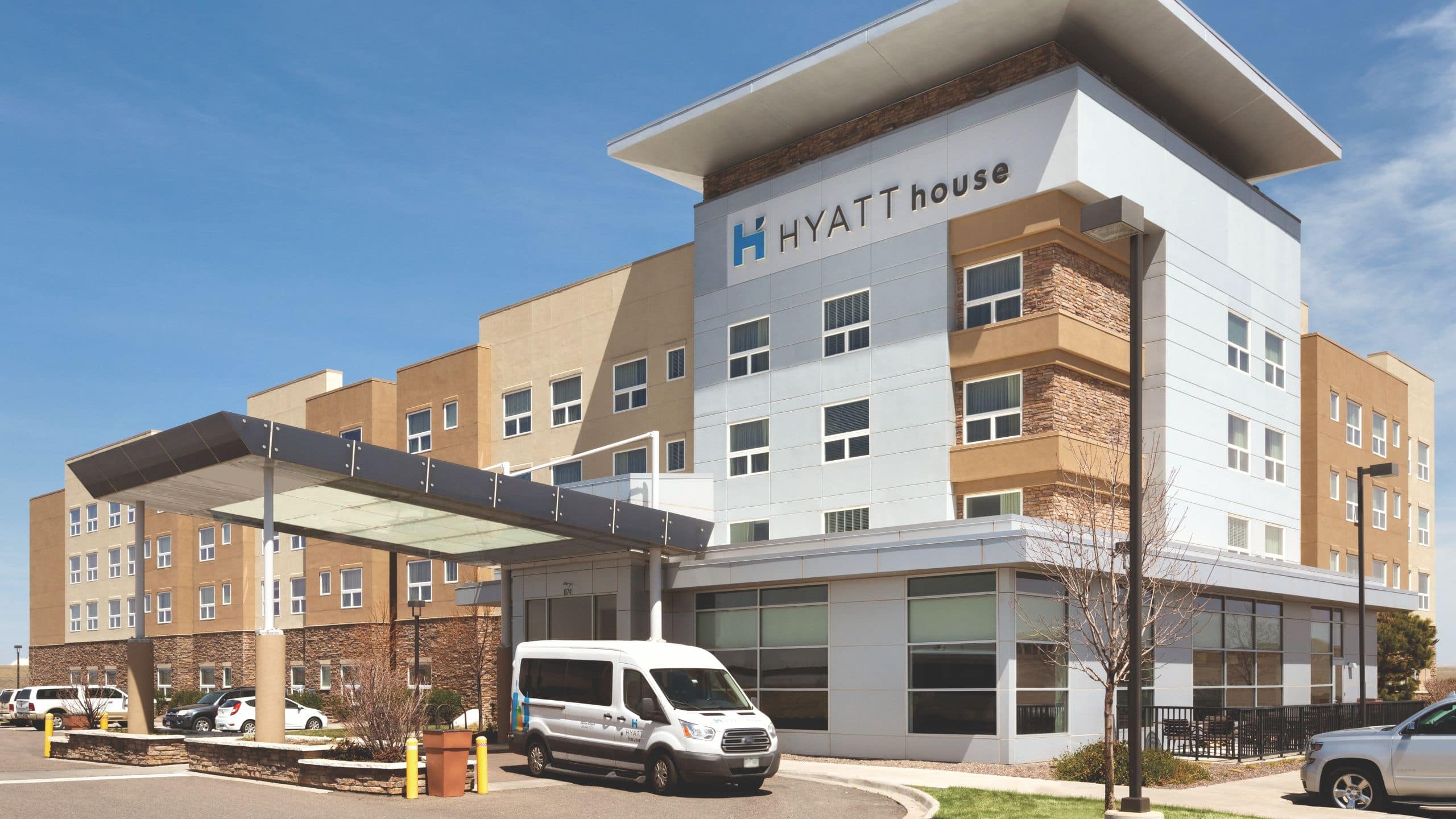 Spacious Hotel near DIA on Pena Blvd. | Hyatt House Denver Airport