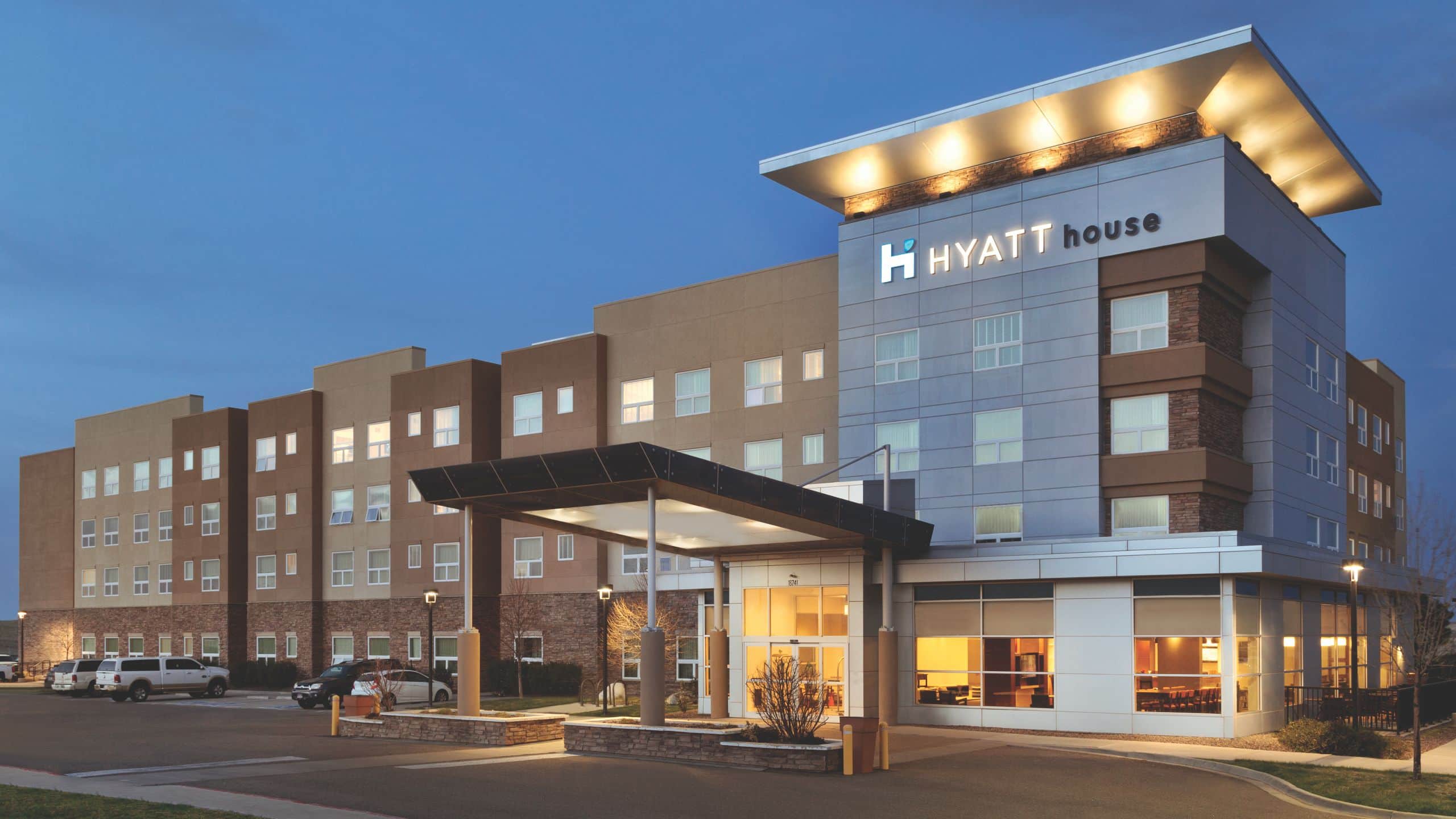 Spacious Hotel near DIA on Pena Blvd. | Hyatt House Denver Airport