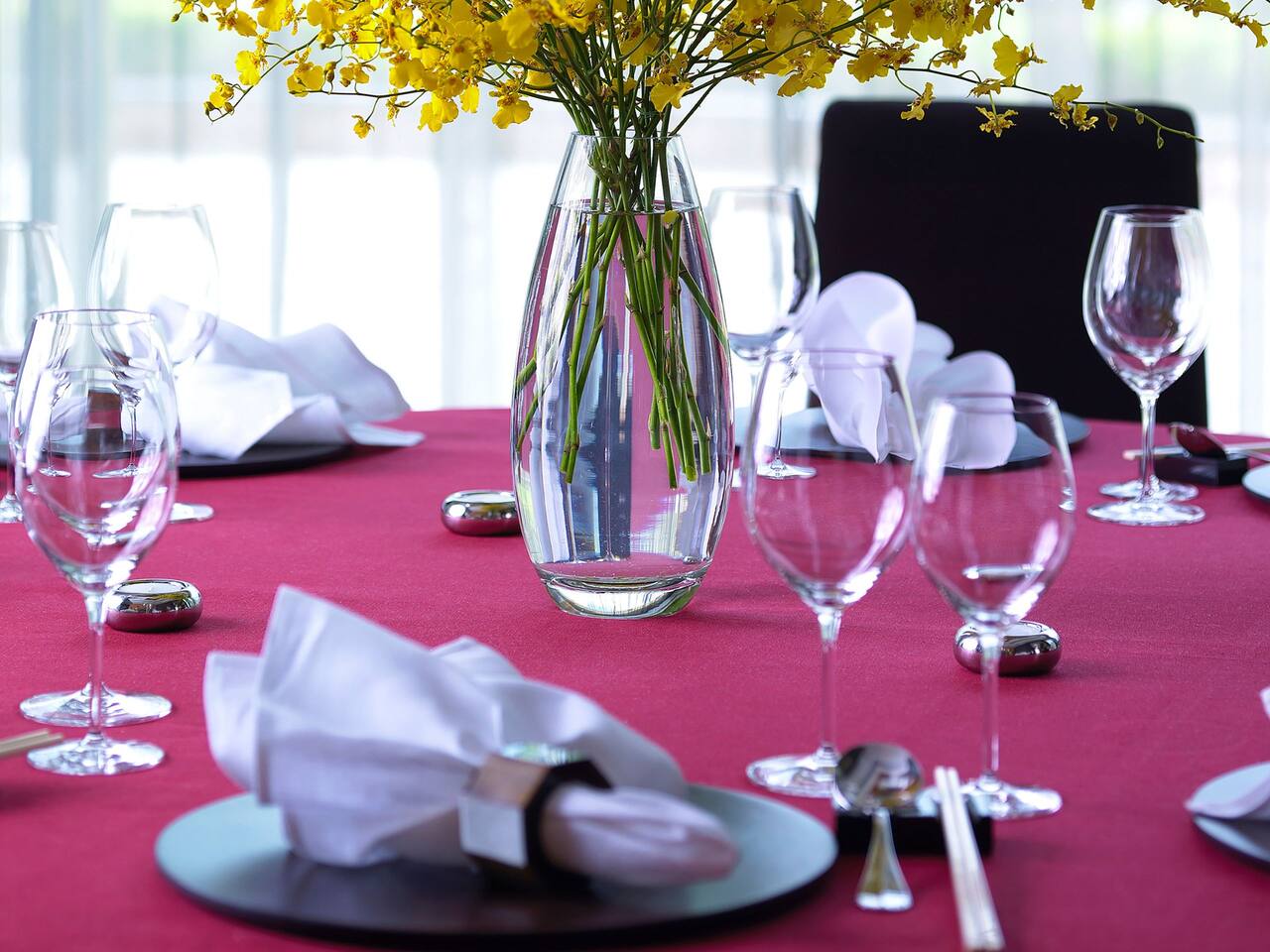 Dancing Lilies Centerpiece