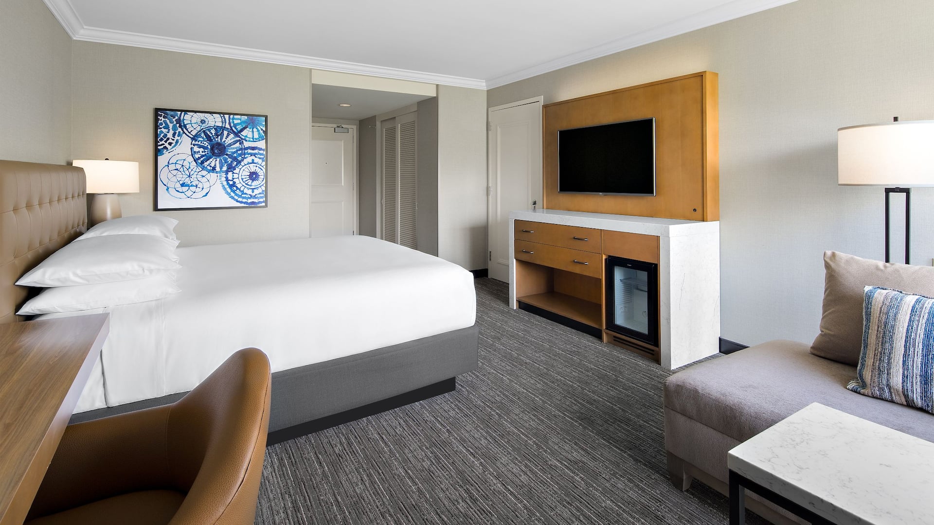 Hyatt Regency Valencia King Standard Guestroom