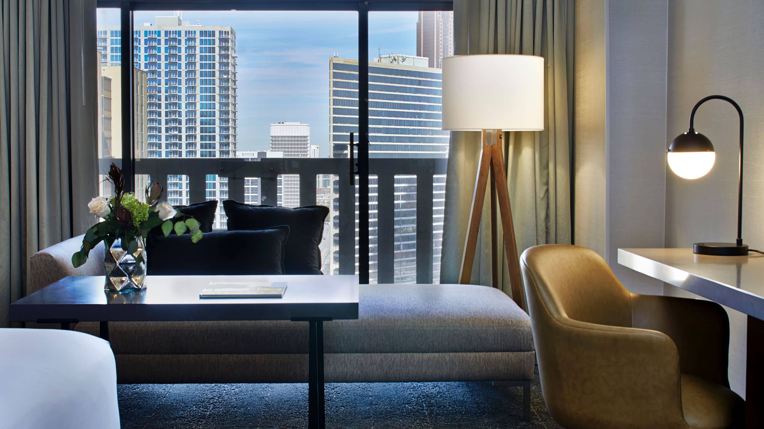 Hyatt Regency Atlanta International Guestroom Balcony