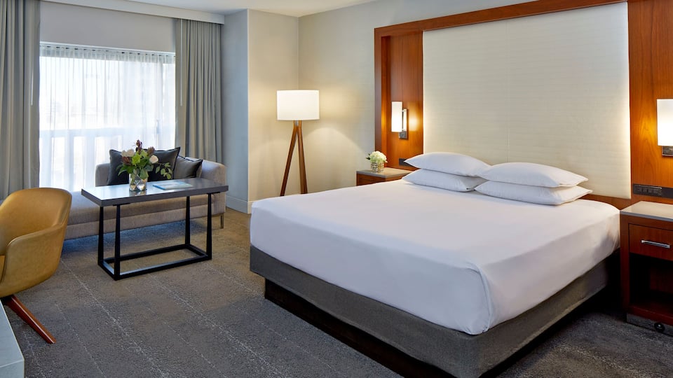 ATLRA_P336 International Guestroom Corner King