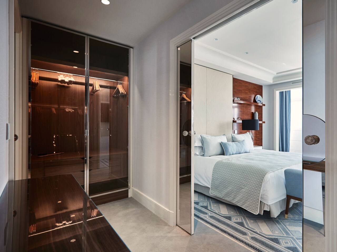 Luxury Hotel Room Door Design - Under Asia