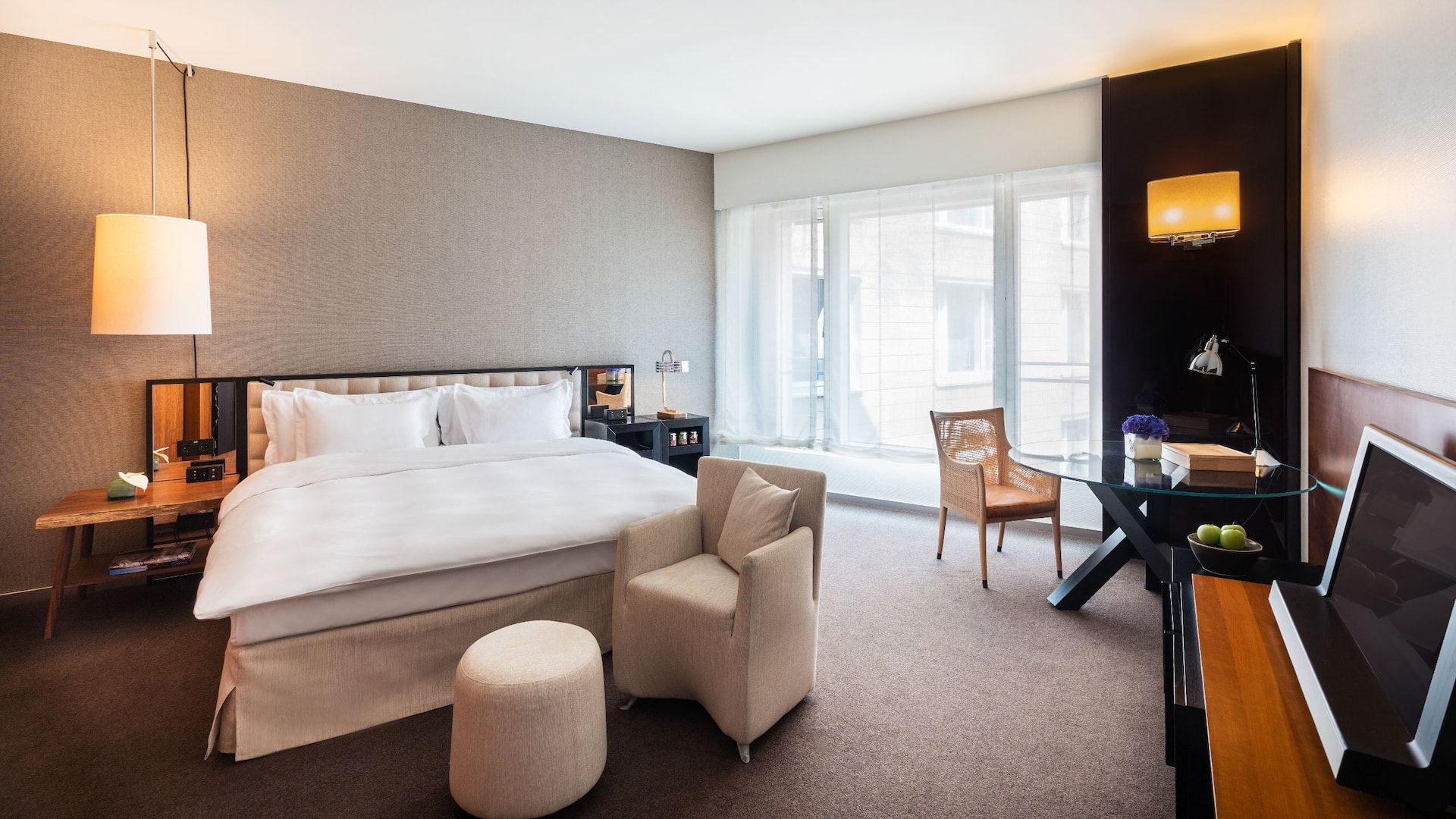 Spacious and bright Deluxe Room with King-size bed at Grand Hyatt Berlin