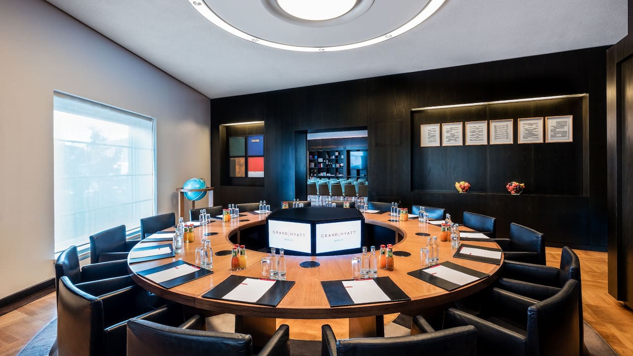Boardroom at Grand Hyatt Berlin 