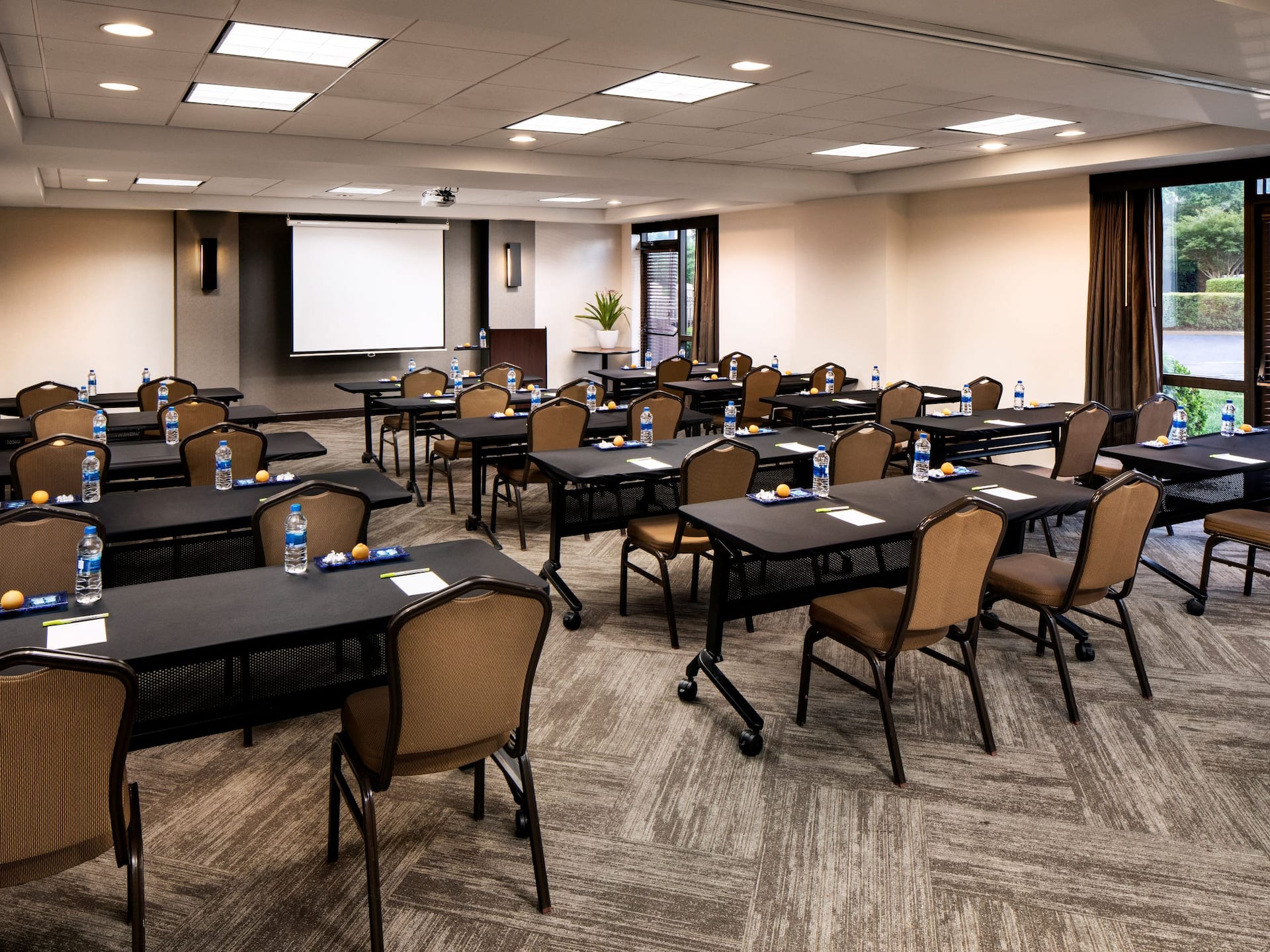 Hyatt Place Charlotte/Arrowood Meeting Room Classroom