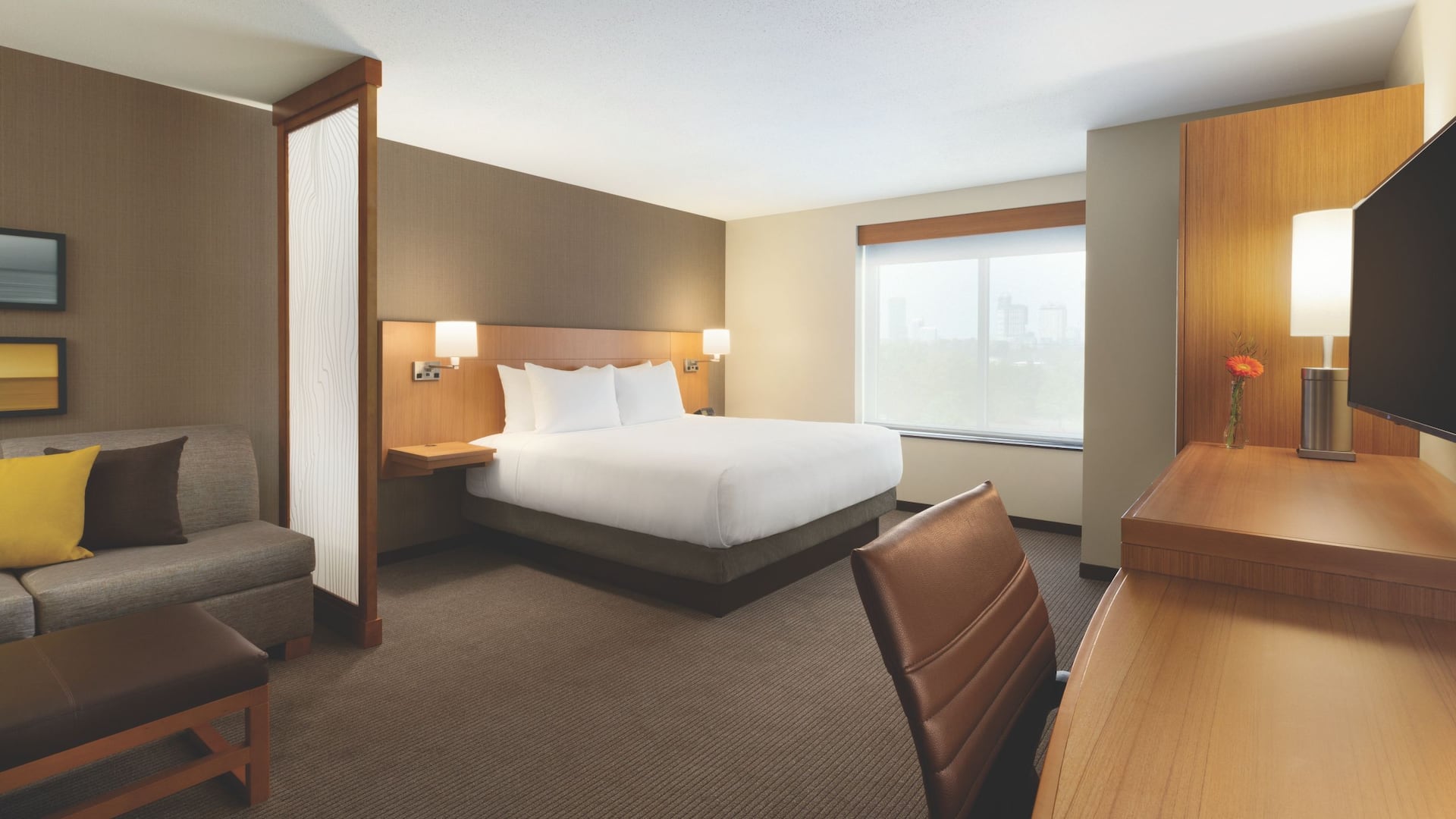 Hyatt Place Niagara Falls Accessible Guest Room