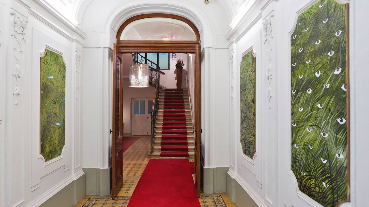 Altstadt Vienna entrance