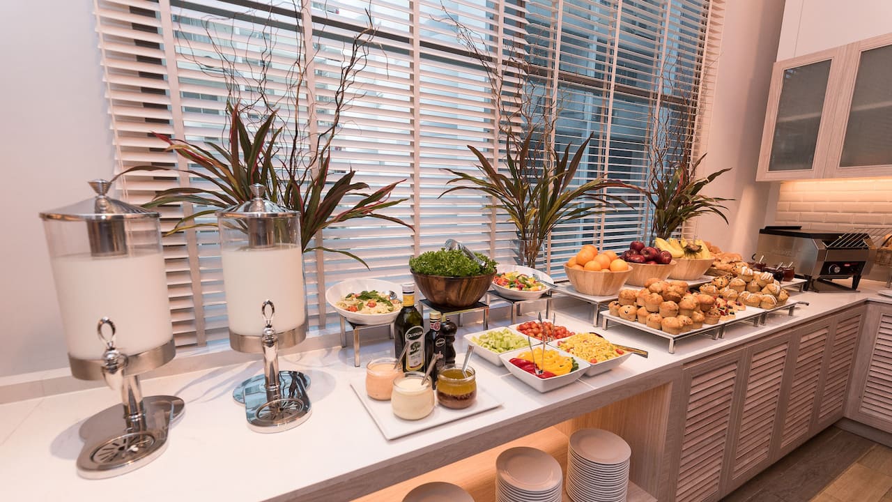 breakfast Hyatt Place Bangkok Sukhumvit Breakfast
