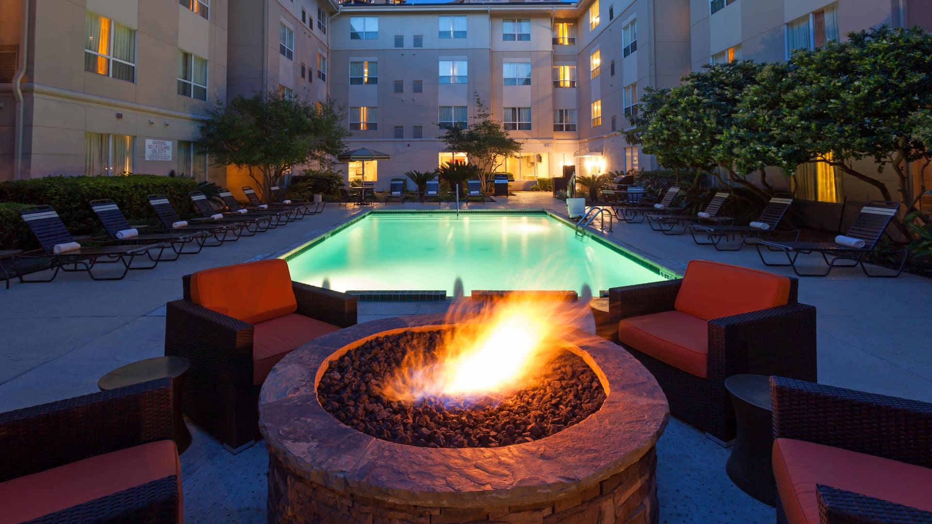 Hyatt House Houston/Galleria Fire Pit and Evening Pool