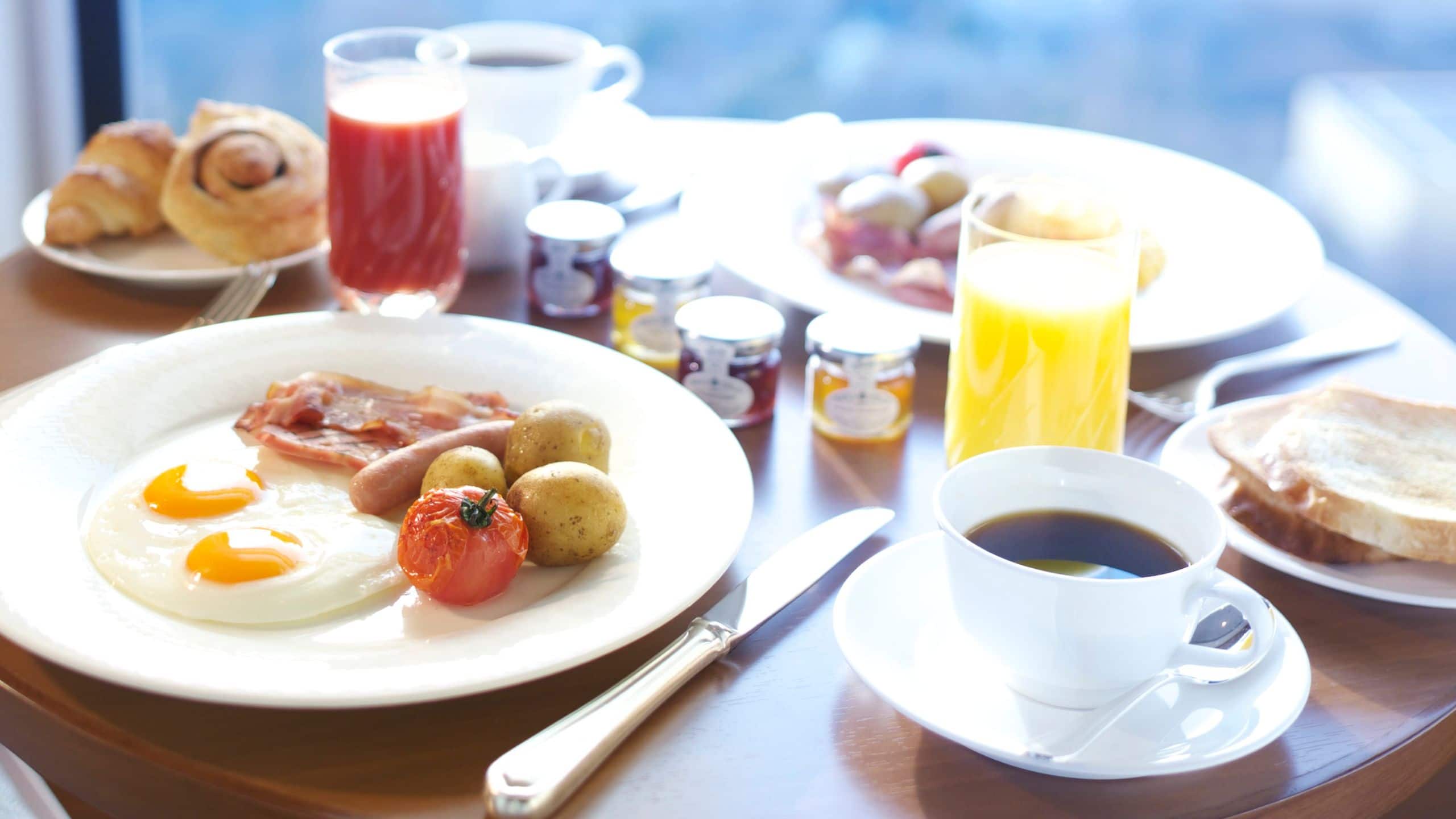 Hyatt Regency Tokyo Breakfast in Room