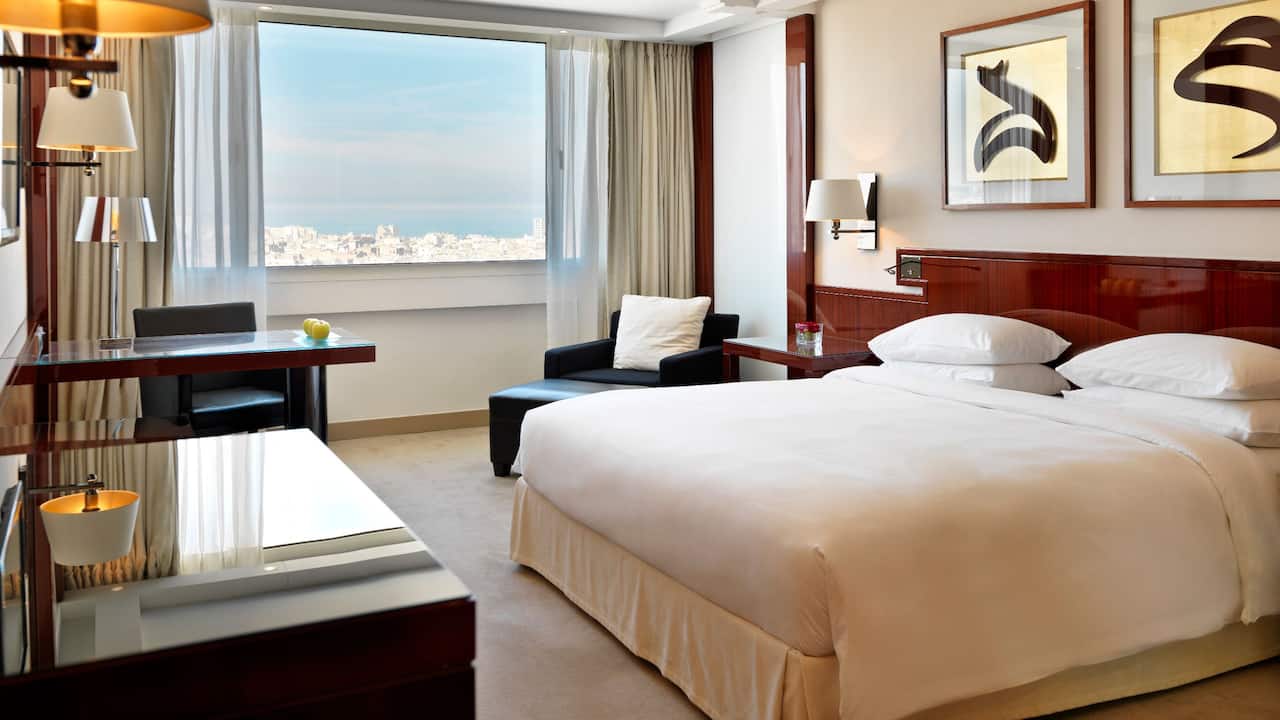 King room with view of Casablanca skyline