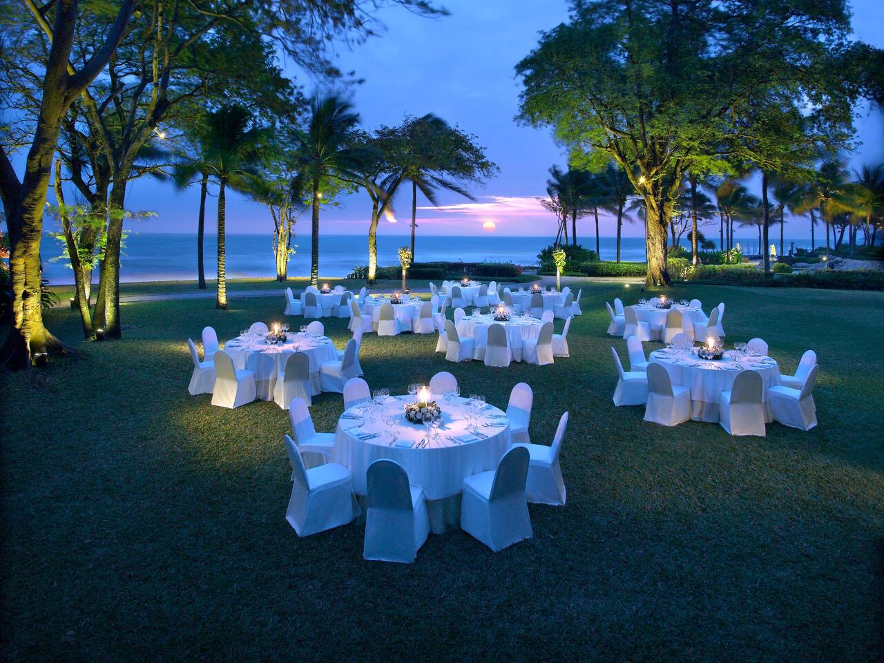 Wedding Dinner by Hua Hin Beach