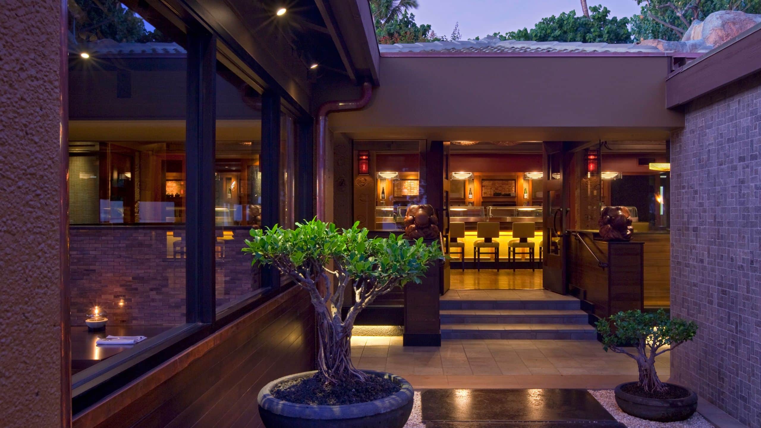 Hyatt Regency Maui Resort and Spa Japengo Sushi Lounge Entry