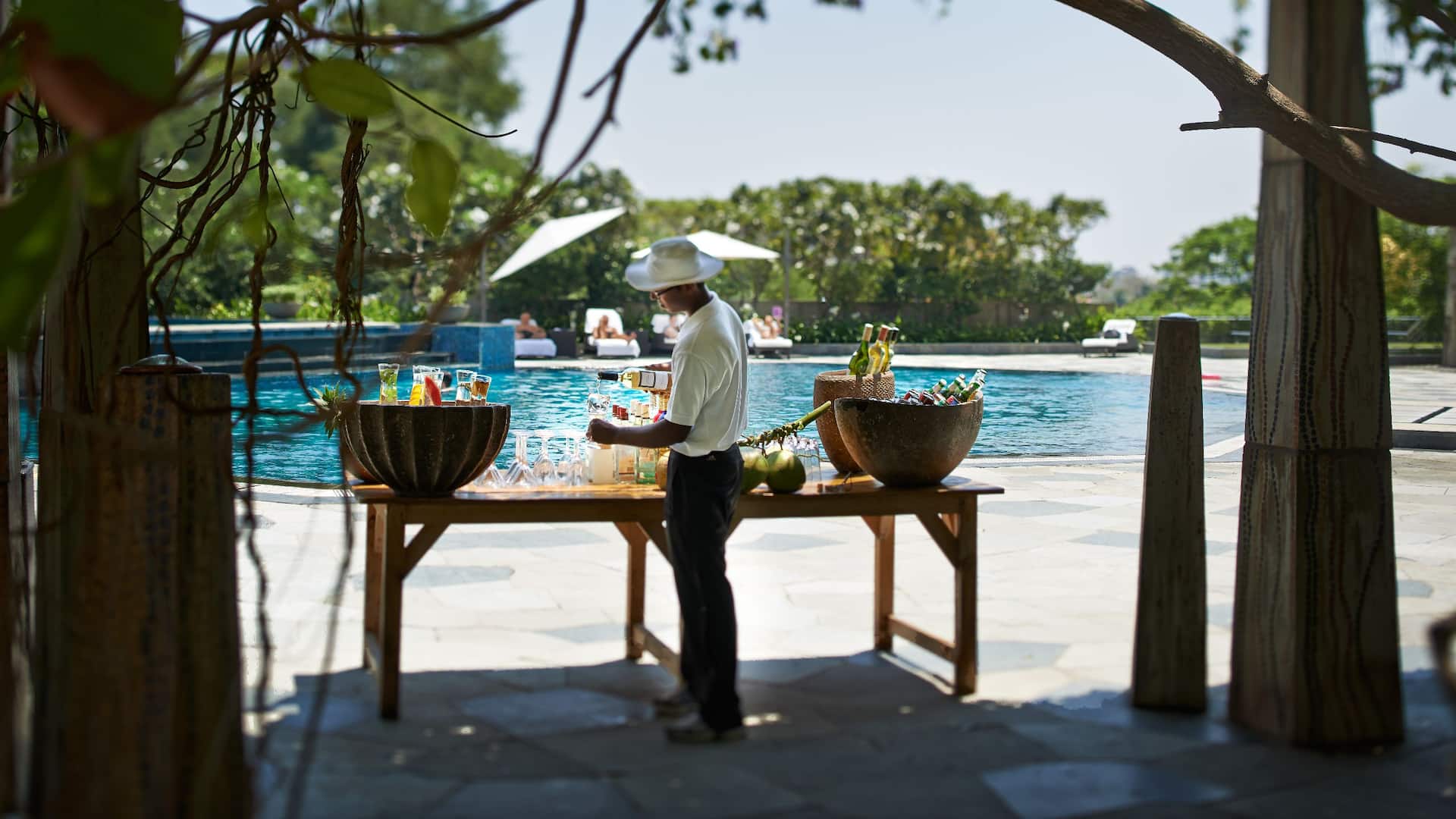 Hyatt Regency Chennai Pool Bar