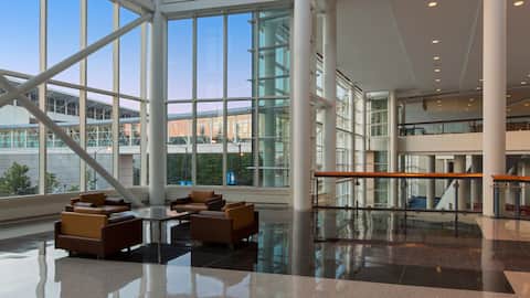 Hotel Photos | Hyatt Regency McCormick Place Chicago