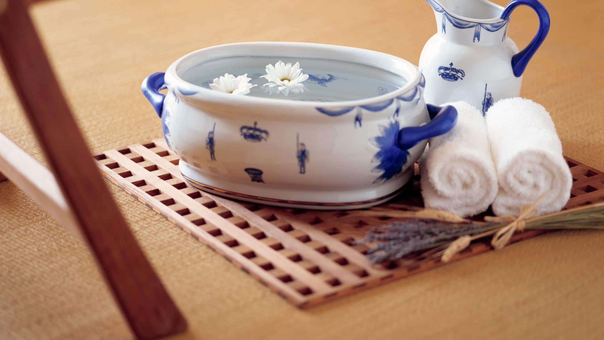 tea pot on treatment table