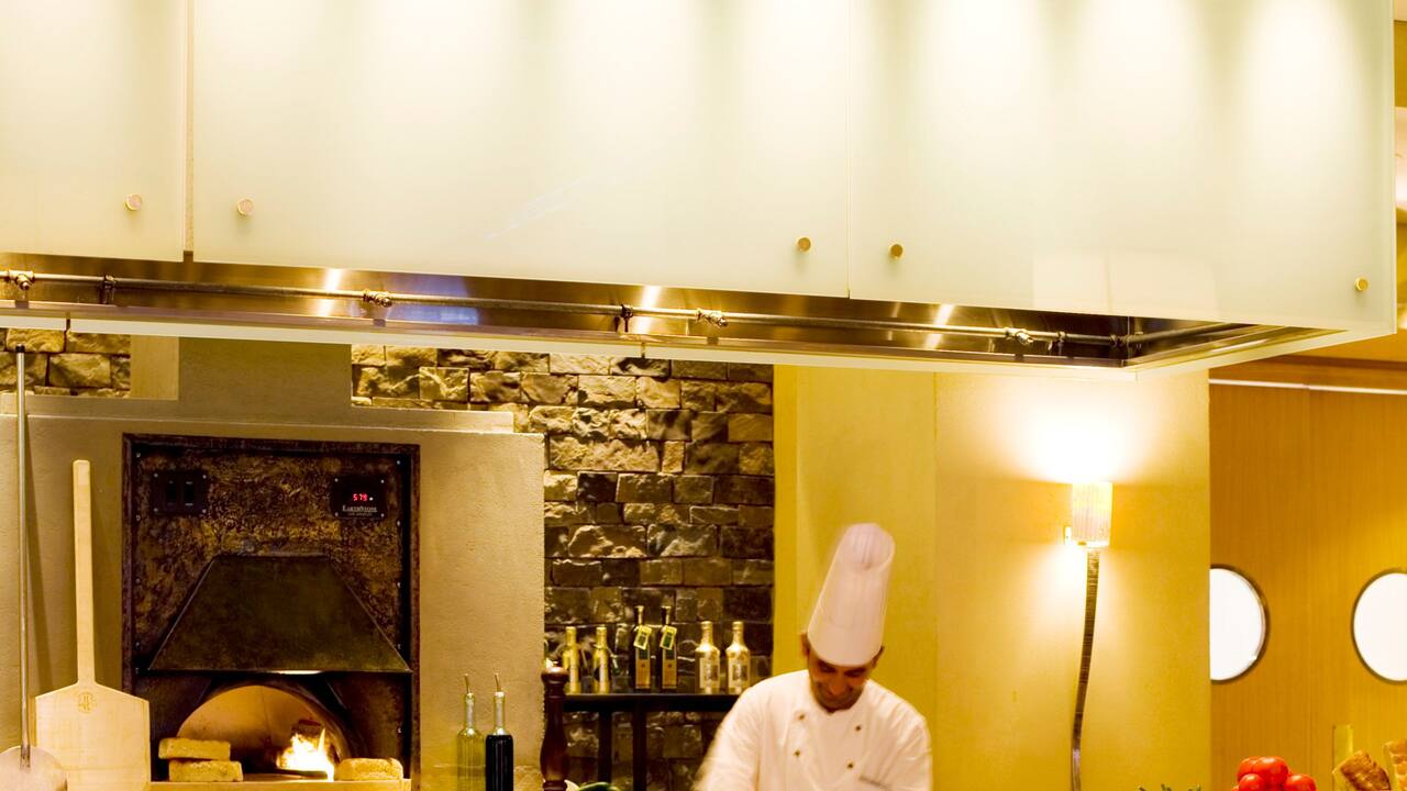 restaurant