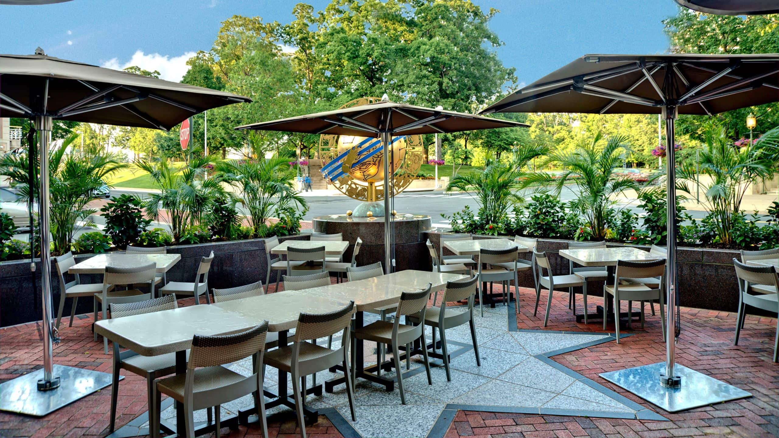 Hyatt Regency Reston Patio