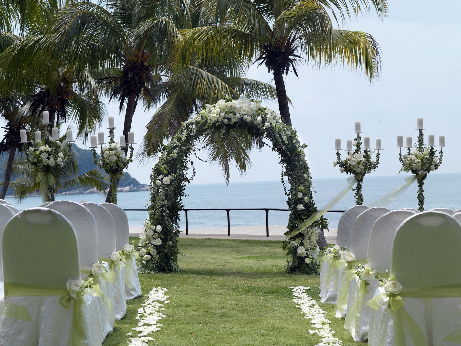 Hyatt Regency Kuantan Resort Wedding Beachfront