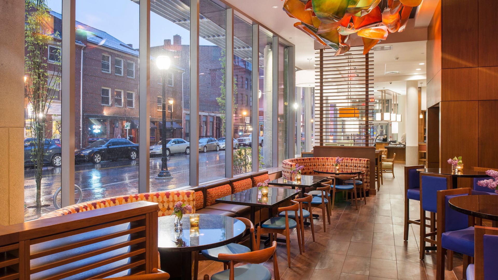 Hyatt Place Portland-Old Port Glass