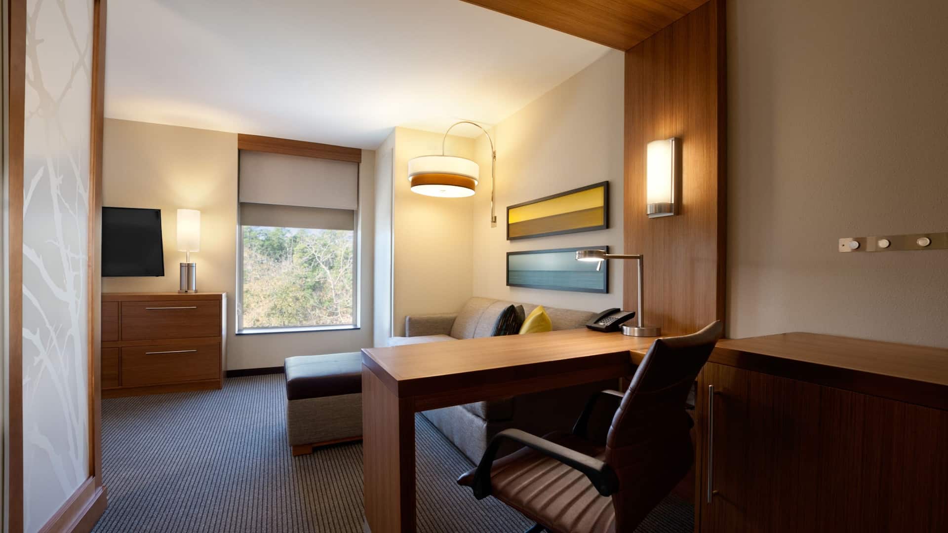 Hyatt Place Houston/The Woodlands Large King Room
