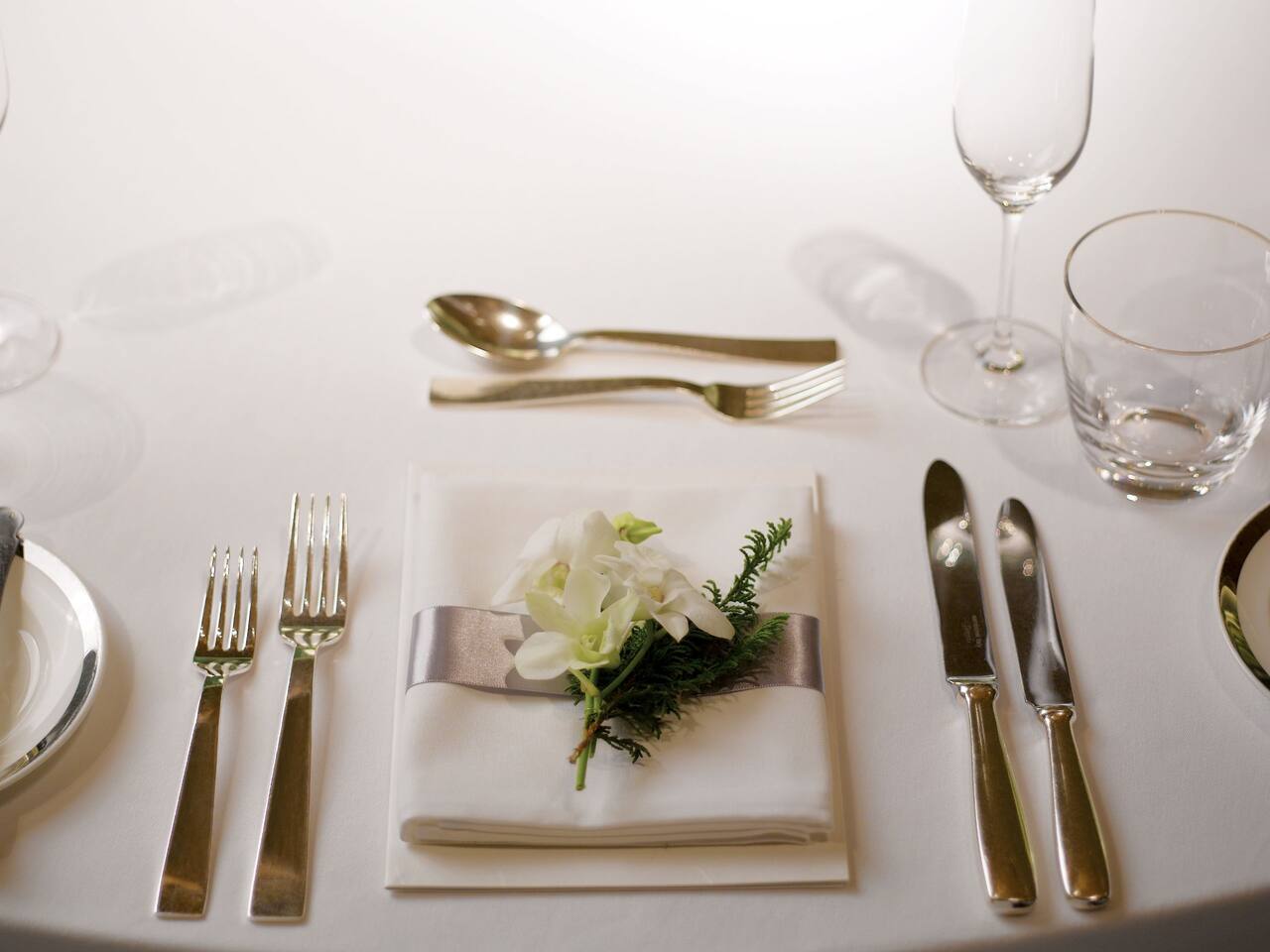 Wedding flower arrangements at Hyatt Regency Birmingham
