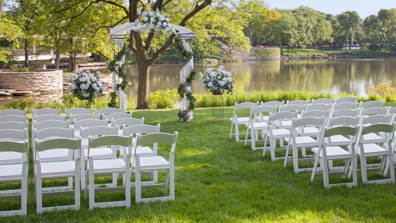 Grassy Knoll Wedding