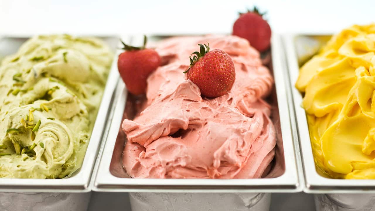 Traditional light meals and snacks throughout the day