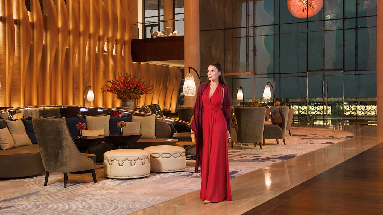 lobby at grand hyatt abu dhabi