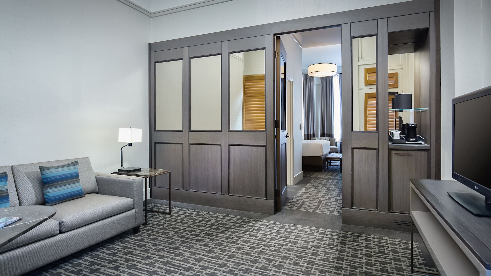 1/1 Hyatt Regency Cleveland at The Arcade King Suite