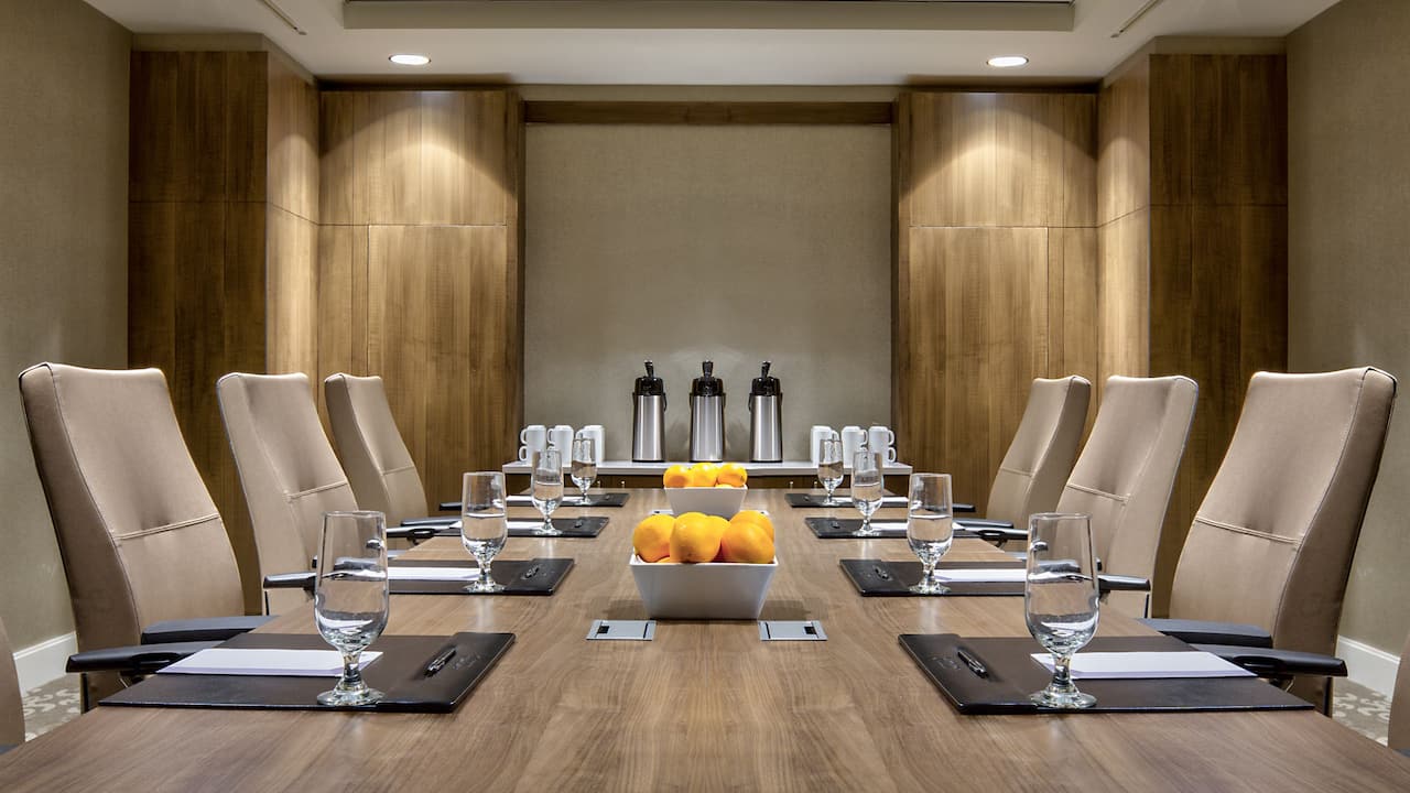 Smith Boardrooms with large conference table 