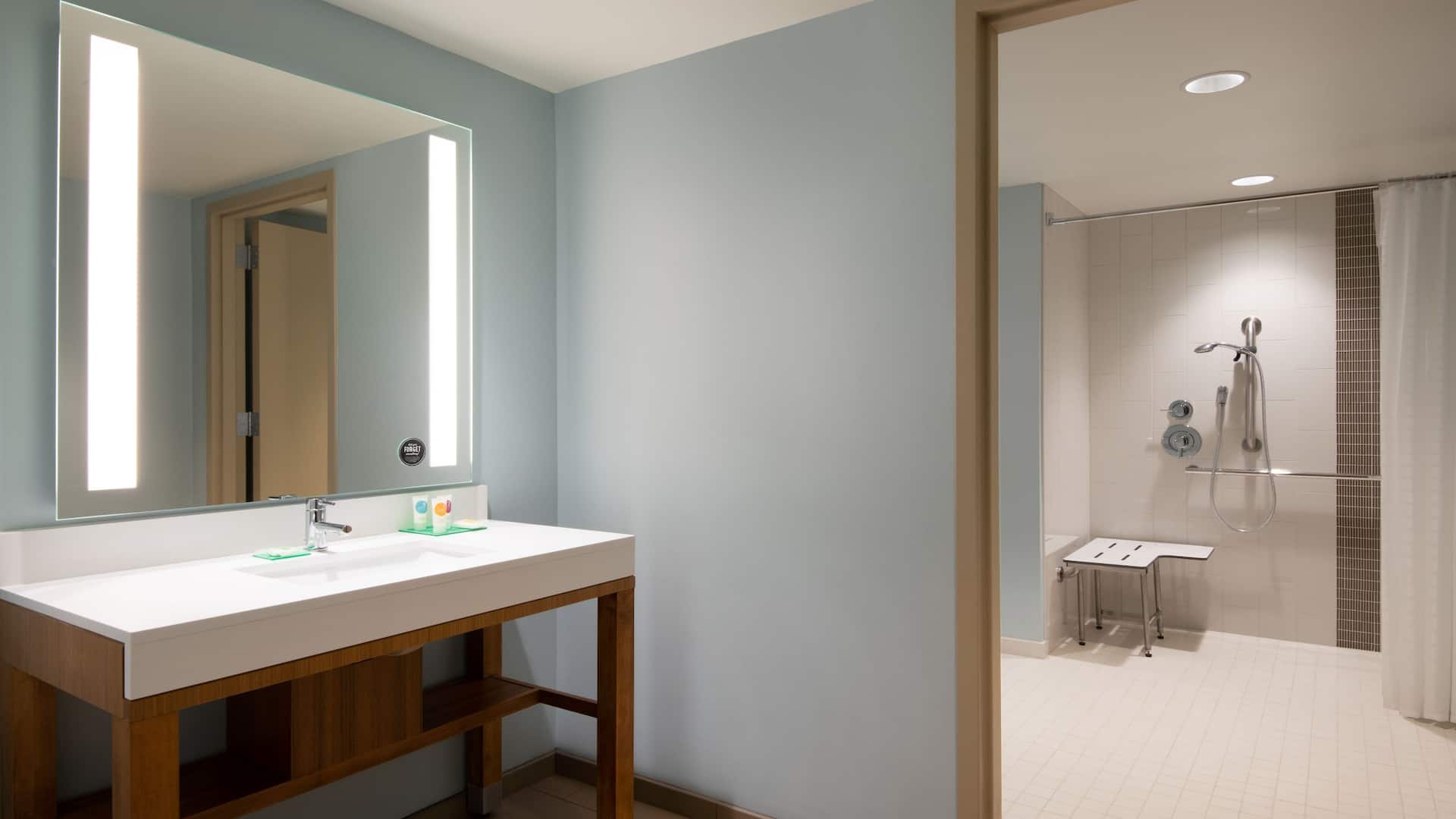 3/3 Hyatt Place Denver / Westminster Accessible Shower