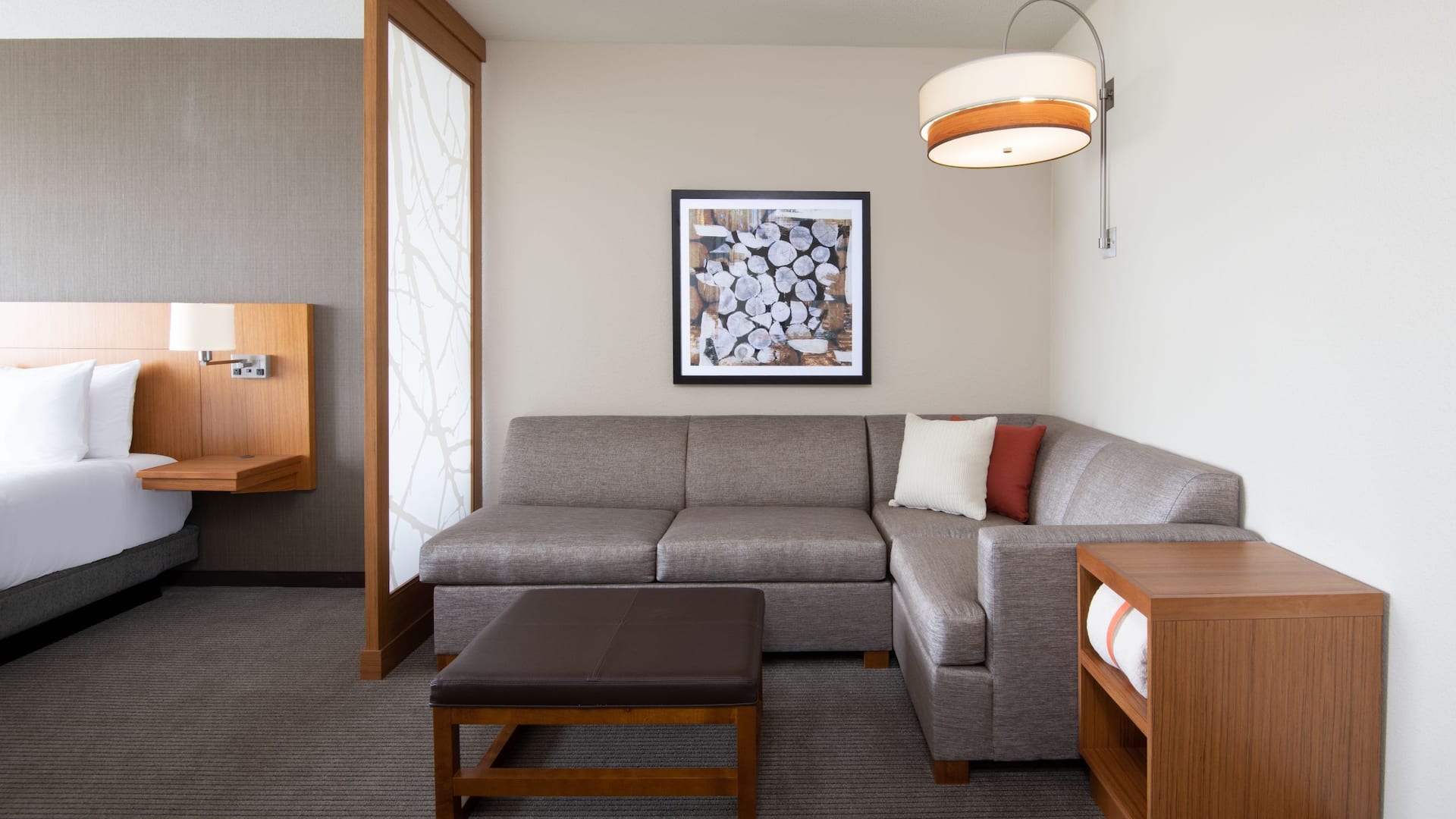 Hyatt Place Denver / Westminster King Living Room