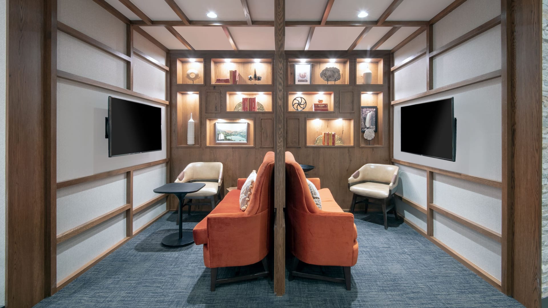 Hyatt Place Denver / Westminster TV Den